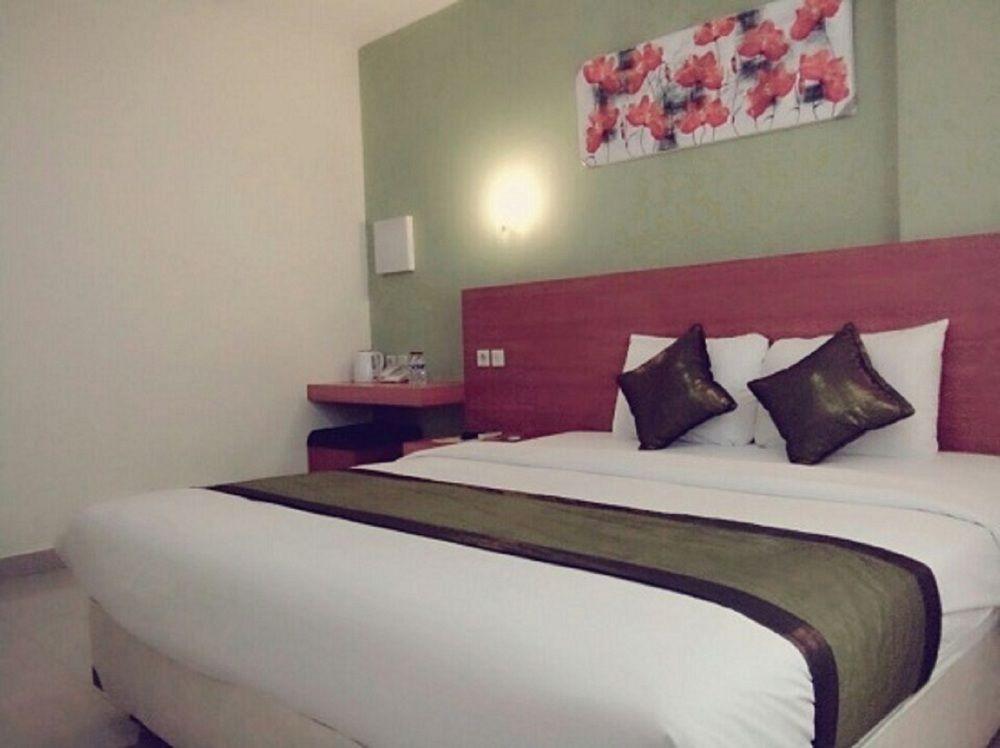 Reddoorz @ Raya Kuta Hotel Kuta Lombok Kültér fotó