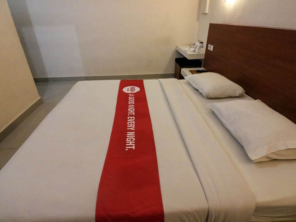 Reddoorz @ Raya Kuta Hotel Kuta Lombok Kültér fotó