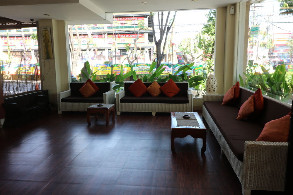 Reddoorz @ Raya Kuta Hotel Kuta Lombok Kültér fotó