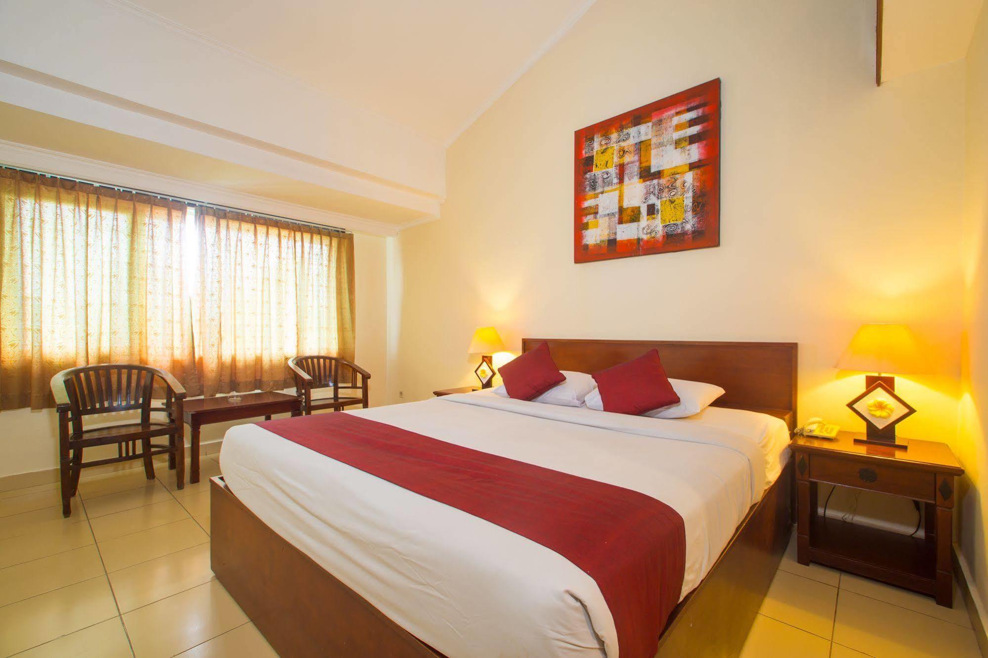 Reddoorz @ Raya Kuta Hotel Kuta Lombok Kültér fotó