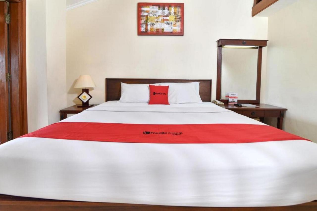 Reddoorz @ Raya Kuta Hotel Kuta Lombok Kültér fotó