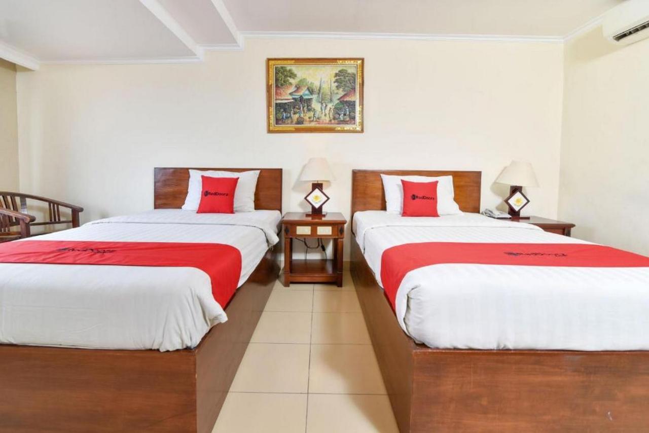 Reddoorz @ Raya Kuta Hotel Kuta Lombok Kültér fotó
